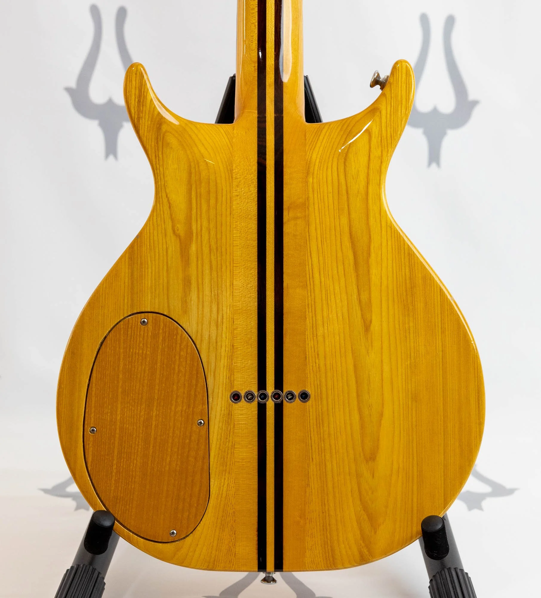 Washburn Falcon Electric Guitar - Wing Series 